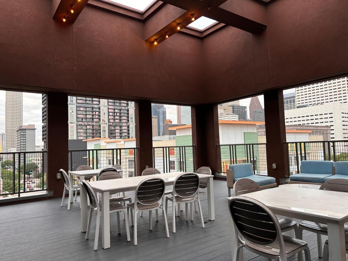 Downtown Houston Apartment Екстериор снимка