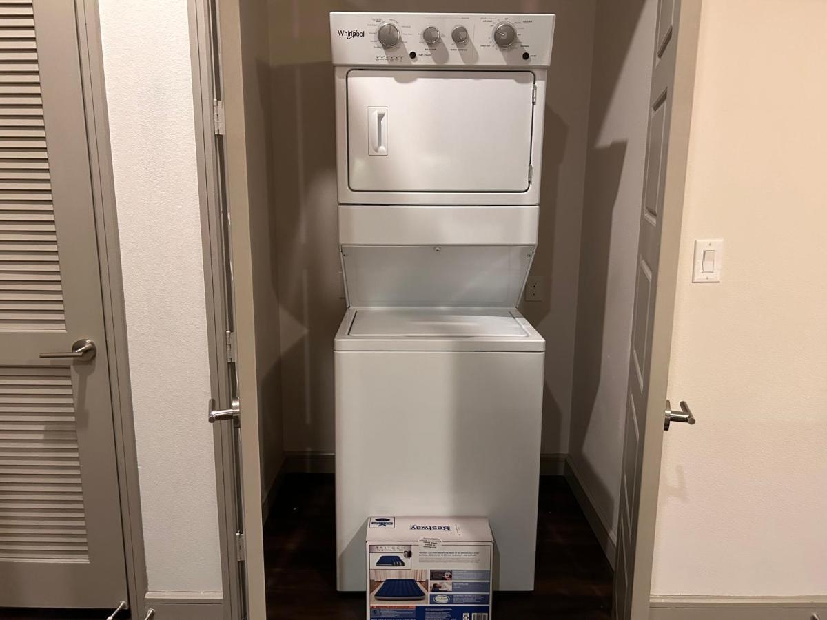 Downtown Houston Apartment Екстериор снимка